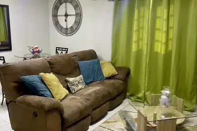 Image de Nice family friendly apt very central location in the city