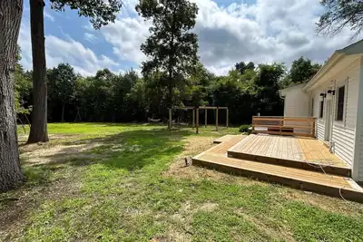 Image de New House in a 50 Acre Land