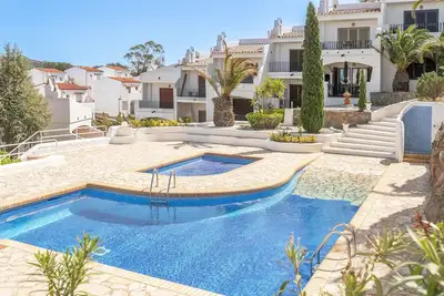 Image de Welcs Casa Adosada 215 Emp con piscina comunitaria