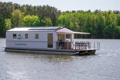 Image de Hausboot Arielle für Max. 8 Personen im Ruppiner Seenland