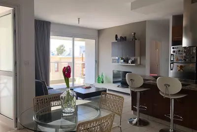 Image de Modern 2br Apt near Nicosia Mall