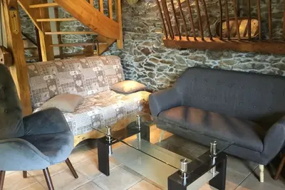 Image de Ancienne grange rénovée à la frontière espagnole