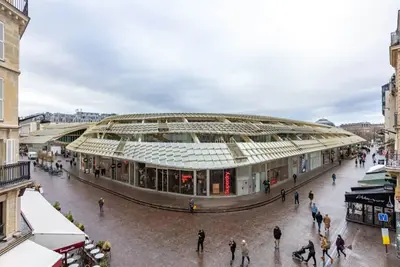 Image de Experience Parisian Charm A Picturesque 3-Bedroom Apartment In Les Halles