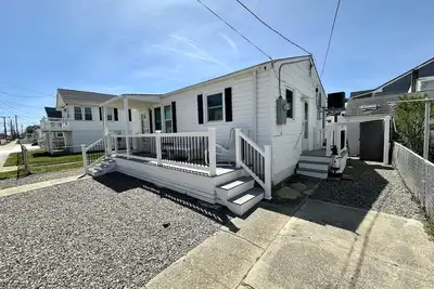 Image de 2 bedroom, 1 bath, North Wildwood beach cottage!