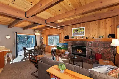 Image de Bearfoot Crest near Sky Resort W/ Slopes Views