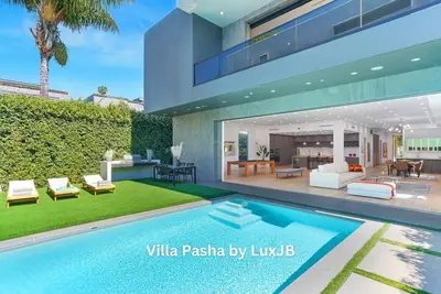 Image de Villa Pasha by LuxJB 🏆 16 Guests I 9 beds I Cinema & Gym