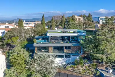 Image de Eleanor Villa d'Architecte de 300 m² de luxe avec vue mer spectaculaire à 180°