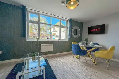 Newly Renovated Spacious One Bedroom in Twickenham