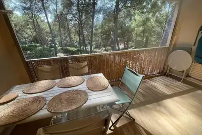 Image de Joli Appart Avec Piscine et Plage Ă 6mn A Pied, Entre Sanary-Sur-Mer Et Bandol,