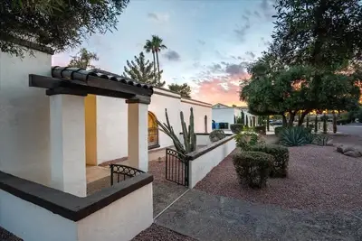 Image de Windrose Retreat + Heated Pool, Casita, Sleeps 22!