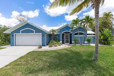 Image de Villa Papaya in St James city!