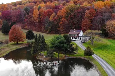 Toymaker Farm: Bright Private Oasis in Saugerties