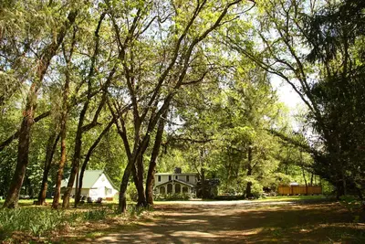 Image de Beautiful Rustic Cabin and Bunkhouse on the Rogue River