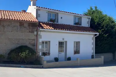 Image de A Casiña de Ares, very close to the beach