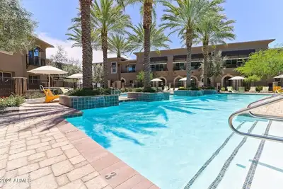 Image de Scottsdale Resort Townhome For Mid Term Stay!