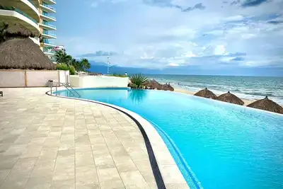 Image de Pent House de 4 Recamaras en la Espectacular Playa de Nuevo Vallarta
