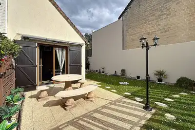 Image de Duplex avec Jardin Privé pour 4 Pers. à 400m de la Plage - Merville-Franceville