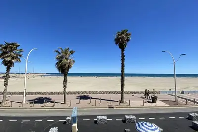 Image de Charmant Trois-Pièces avec Loggia et Parking à Canet-Plage