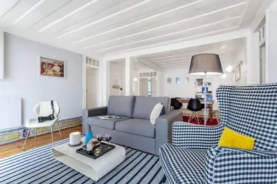 Image de 2 bedroom apartment near Avenida da Liberdade, Xviii century building