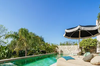 Image de Belle villa avec piscine Ă Sanary-sur-Mer proche plages