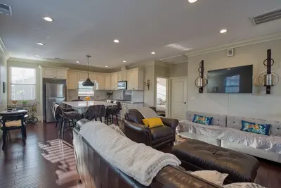 Image de Luxury 2 bed 1 bath in nice neighborhood.