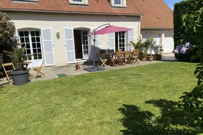 Image de Belle Maison Située Idéalement Pour la Visite des Plages du Débarquement