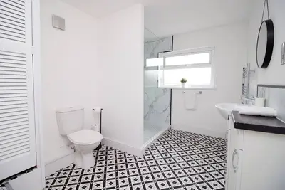 Image de Borough House by Stay South Wales - Sleeps 7