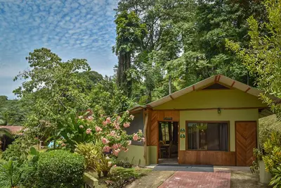 Image de Beautiful Home in Puerto Viejo, Costa Rica. Local Caribbean Authentic Property\n