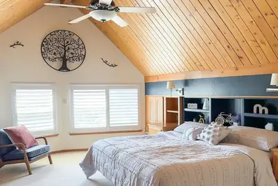Image de King Suite Chalet+On Golf Course+Walk to the Lake+Yosemite Basecamp