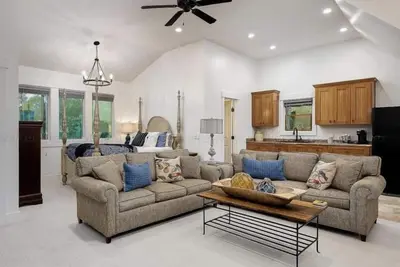 Image de Luxury Lake House Retreat
