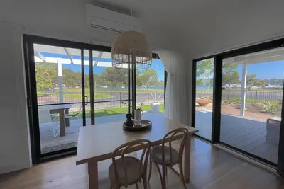 Image de Skipper’s 2br *Waterfront* Apartment
