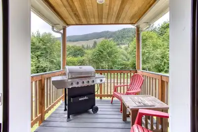 Image de Hot Tub | Pets Ok | Secluded 14 Acres Near Beaches