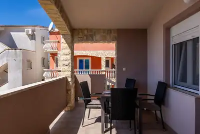 Image de Appartements Josipovic (100901-A1) - Vir - île de Vir