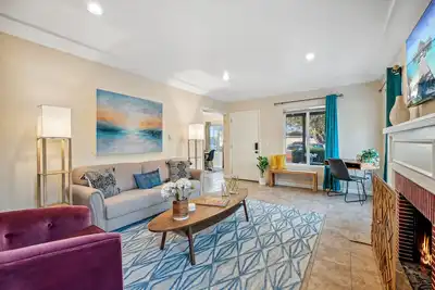 Image de Near Disney! 2 bed 1 Bath - Front House