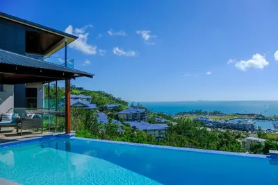 Image de Luxurious 3 bedroom nature-inspired haven in Airlie Beach