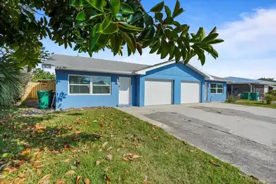 Image de Shoreline Serenity: 3bd+Dog Friendly+Bckyrd