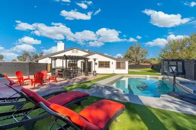 Image de Phelps Haven: Your Serene Escape in Scottsdale