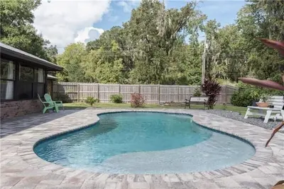 Image de Gorgeous pool home in South Lakeland. Family and pet friendly!