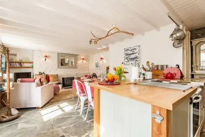 Image de 1 Penally Boathouse Mews, Holiday Cottage St Dogmaels, Sleeps 4, 2 bedrooms, bathrooms