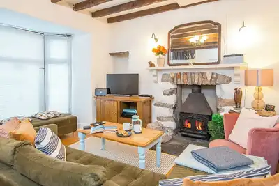 Image de 90 Main Street, Holiday Cottage Pembroke, Sleeps 4, 2 bedrooms, bathrooms