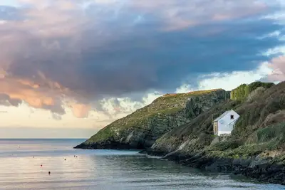 Image de Doves Cottage, Holiday Cottage Abercastle, Sleeps 2, 1 bedrooms, bathrooms