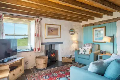 Image de Lower Porthmawr, Holiday Cottage Whitesands Bay, near St Davids, Sleeps 5, 2 bedrooms, bathrooms