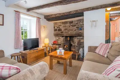 Image de Ty Canol, Holiday Cottage Pwll Deri, Strumble Head, Sleeps 6, 3 bedrooms, bathrooms