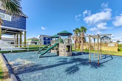 Image de Life's a Breeze - a 2 bedroom, 2 bath, that sleeps 4.