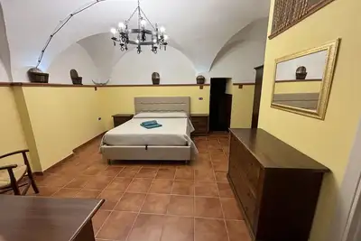 Image de Mimmo's tastefully renovated house located in the historic part!