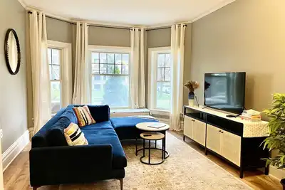 Image de Lovely vintage Oak Park 3bd 1ba perfectly located Chicago loop & public transit