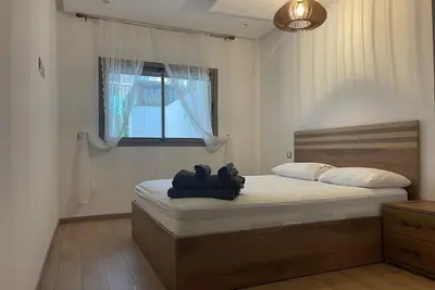 Chic appartement avec terrasse dans une belle et récente résidence.