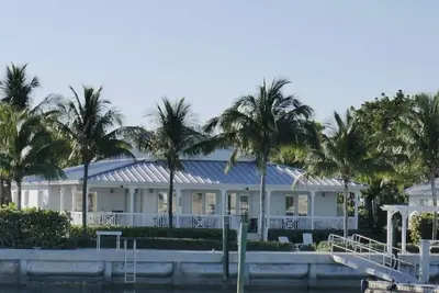 Image de Bimini Island House @Resorts World Bimini enclave with private floating dock