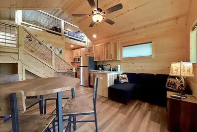 Image de Brand New! Lakeview Tiny Home in Downtown Hiawassee