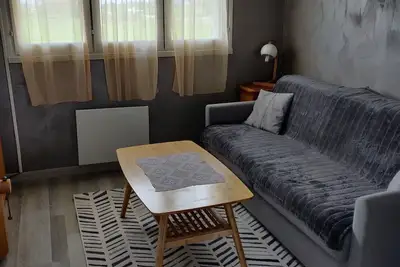 Image de Appartement avec terrasse dans une propriété privée. Entrée en autonomie.